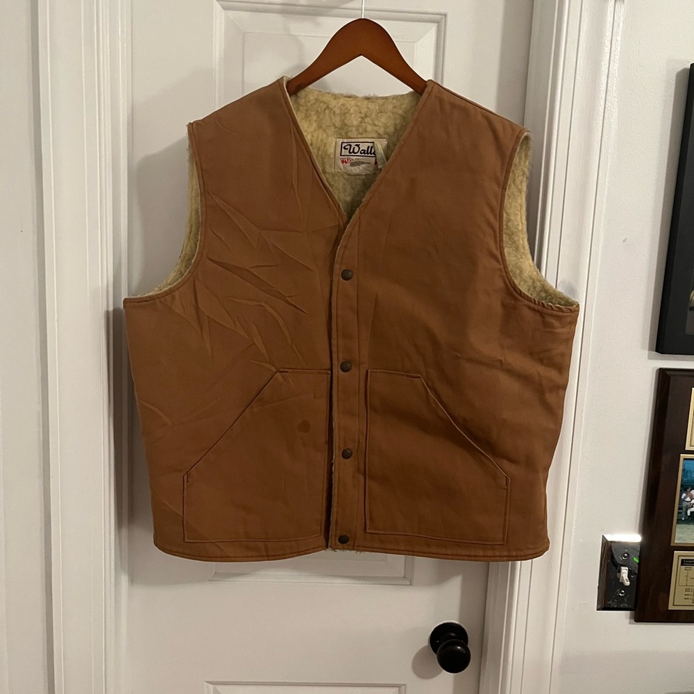 Vintage Walls‎ Canvas Sherpa Lined Vest